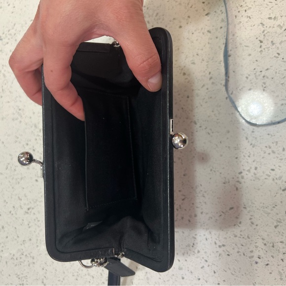 Authentic Coach Vintage SoHo Kiss lock wristlet Black - Picture 9 of 11